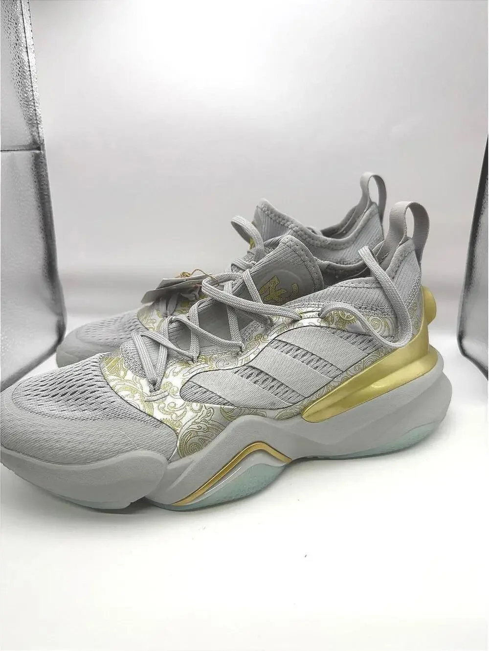 Adidas Mahomes Impact 2 FL Size 8 Men's Women's 9 Adidas Athletic Sneakers